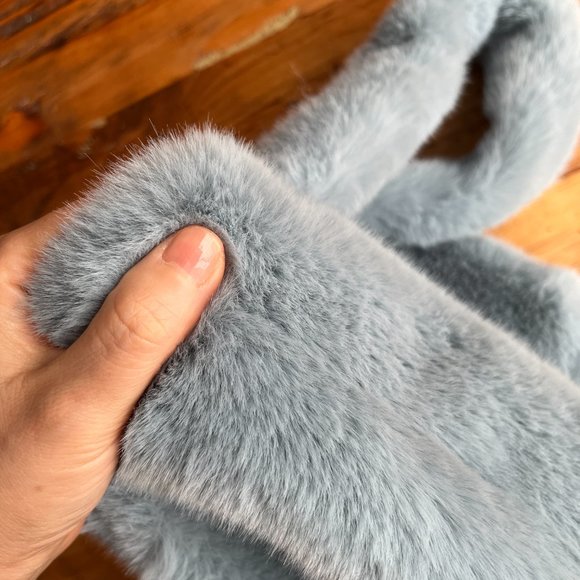 Bobblehaus BH Fluffy Cloud Shoulder Bag - Picture 5 of 5